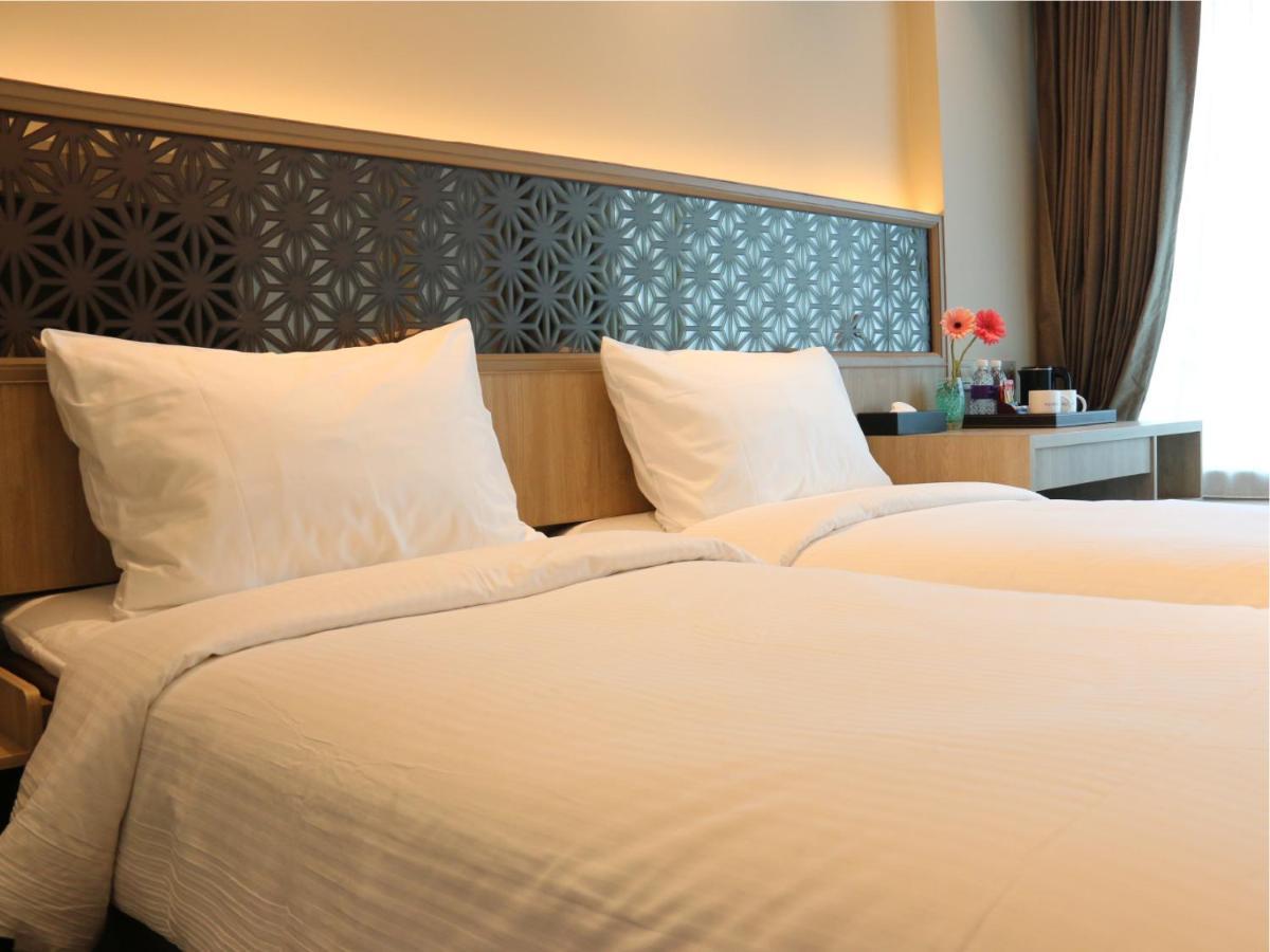 Aqueen Prestige Hotel Jalan Besar Singapore Eksteriør bilde