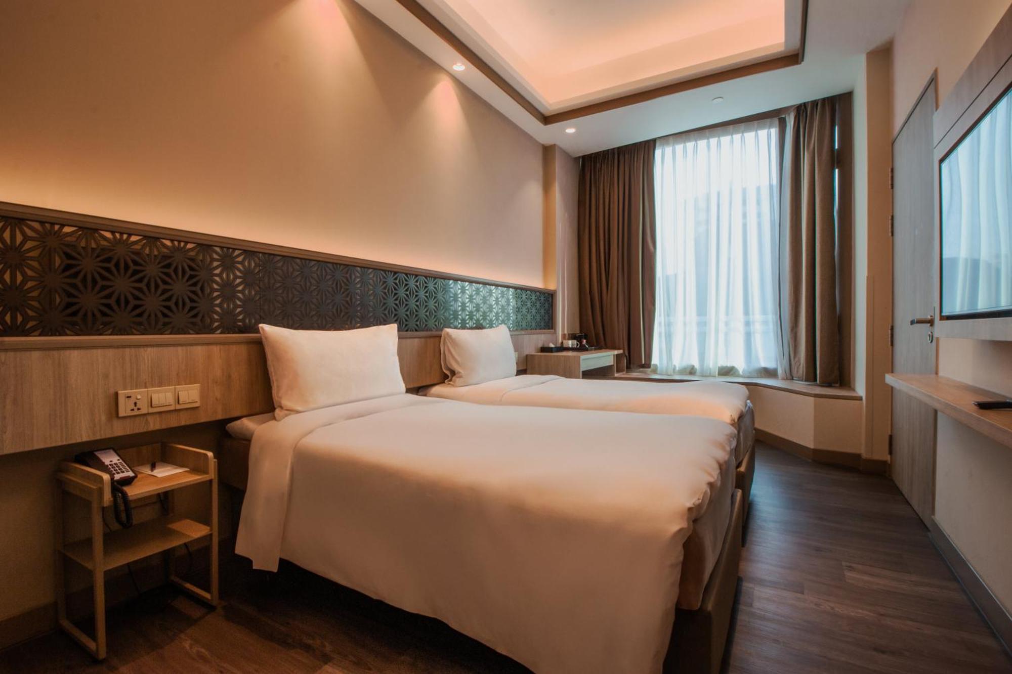 Aqueen Prestige Hotel Jalan Besar Singapore Eksteriør bilde